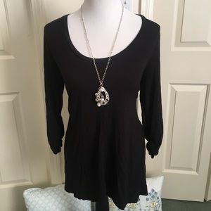 Premise brand tunic size large.